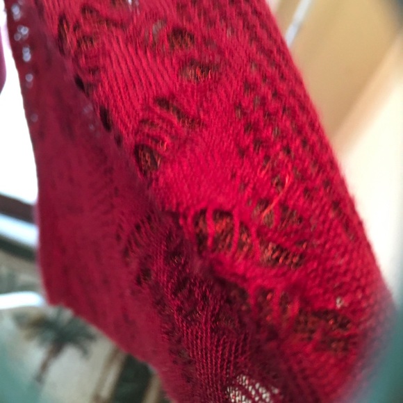 WHBM Lacey Bell Sleeve Top - Picture 6 of 8